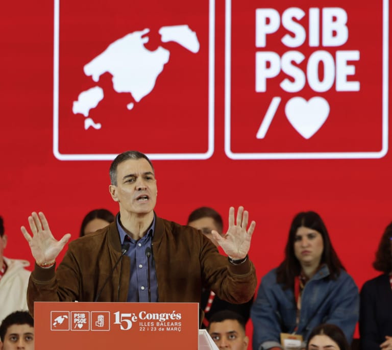 Sánchez carga contra Feijóo  por "el pacto del Ventorro" entre Mazón y Vox