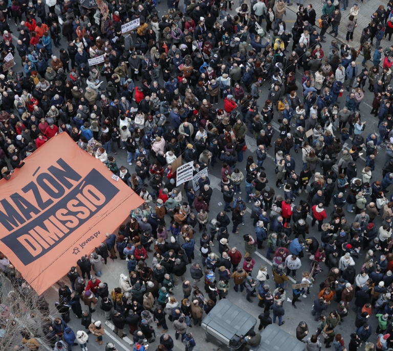 Manifestación en Valencia contra Mazón por su gestión de la dana