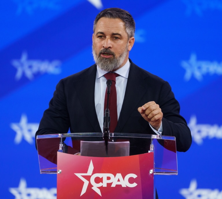 Abascal defiende a Trump y carga contra los líderes europeos por "celebrar" que no se firmara el acuerdo con Zelenski
