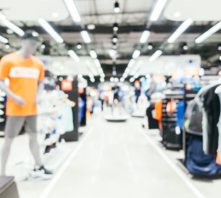 Decathlon tiene unas zapatillas por menos de 15 euros que compiten contra Nike y Adidas