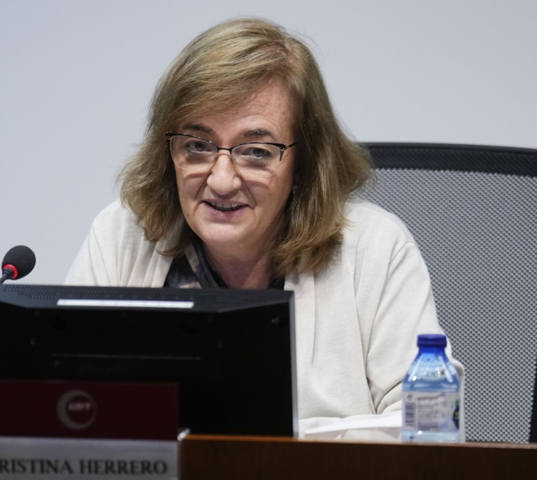 La Autoridad Fiscal alerta de que la deuda podría llegar al 181% del PIB en 2070