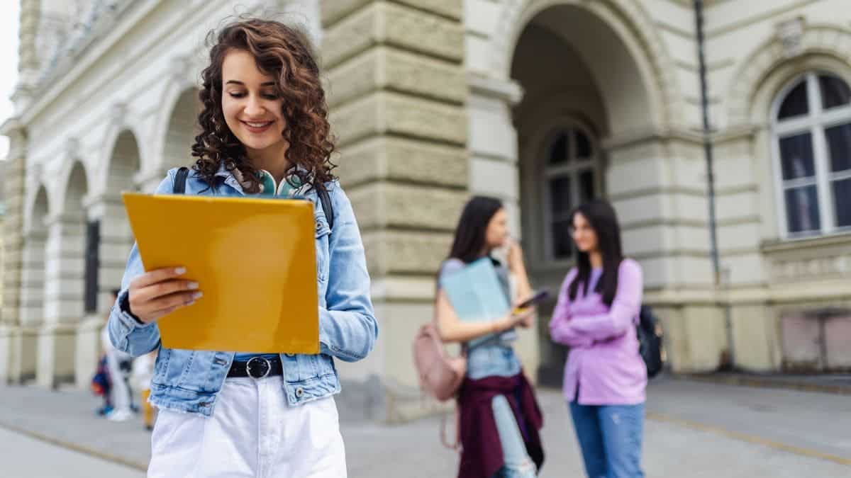 Becas Mec