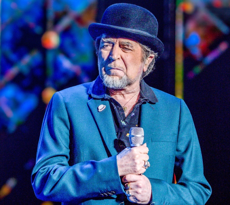 Joaquín Sabina manda un mensaje a quienes apoyaron a Trump y Milei: "¡Que se jodan por votarlos!"