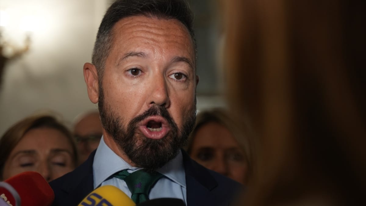 Vox inhabilita a su portavoz en Valencia tras unos audios en los que reconoce estar "malversando dinero público"