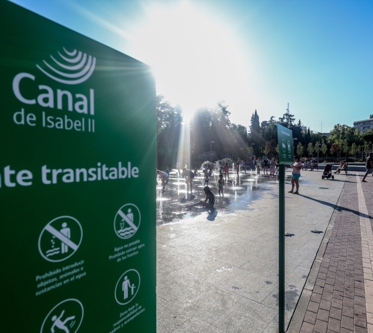 Una sentencia abre la puerta a despedir a todos los trabajadores fijos del Canal de Isabel II de Madrid
