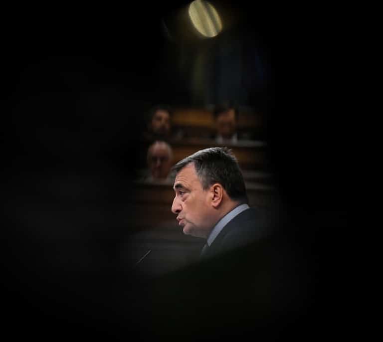 Aitor Esteban, un nuevo 'jefe sioux' para la tribu dividida del PNV