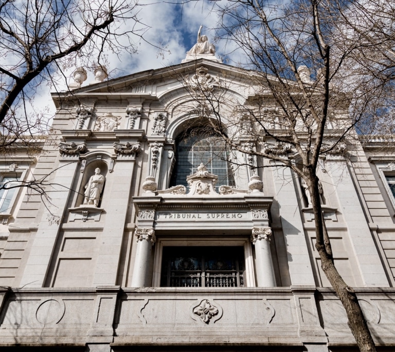 El Supremo avala hacer fijos a los interinos que aprobaron oposición pero se quedaron sin plaza