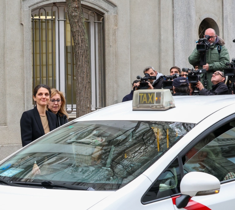 El Supremo recela de la versión de Sánchez Acera sobre la carta del novio de Ayuso