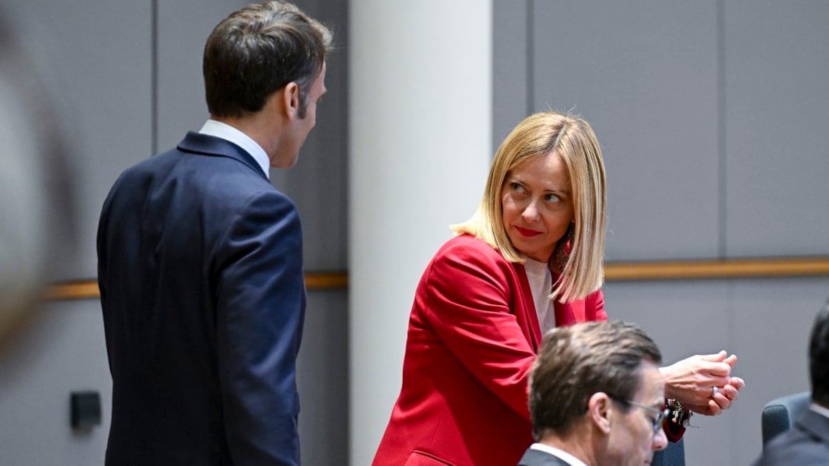 Meloni y Sánchez distorsionan la cumbre europea sobre defensa al cuestionar el rearme