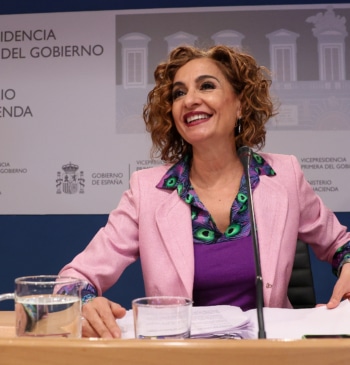 La mejora del déficit deja al Gobierno un colchón extra de 3.200 [...]