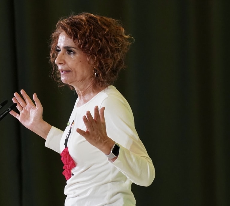 El fanatismo de María Jesús Montero