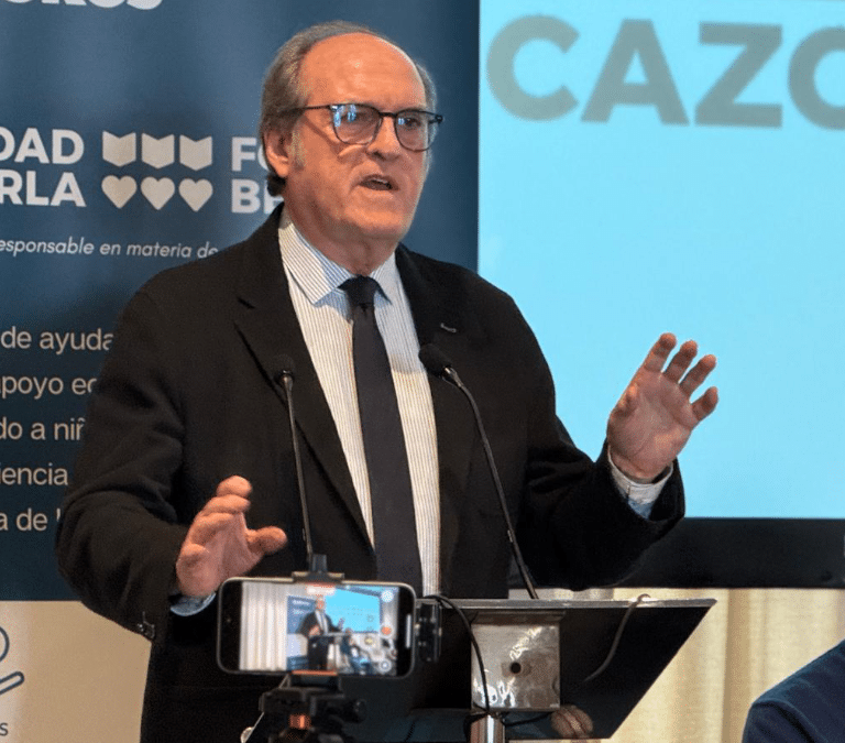 Siguen las reacciones al caso Alves: Albiol llama "analfabeta a Montero" y Gabilondo pide "escuchar siempre la voz de la mujer"