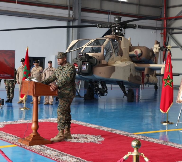 EEUU entrega a Marruecos los primeros helicópteros de combate Apache en plena carrera armamentística con Argelia