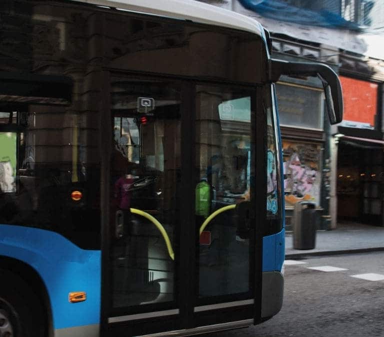 Google Maps se alía con la EMT, la nueva función para que no pierdas el autobús