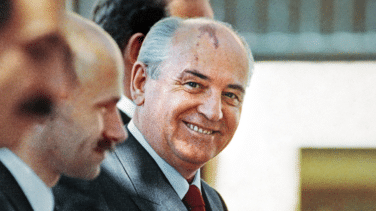Un plan para "corromper las mentes y las almas": la 'batalla cultural' de Gorbachov para imponer la perestroika