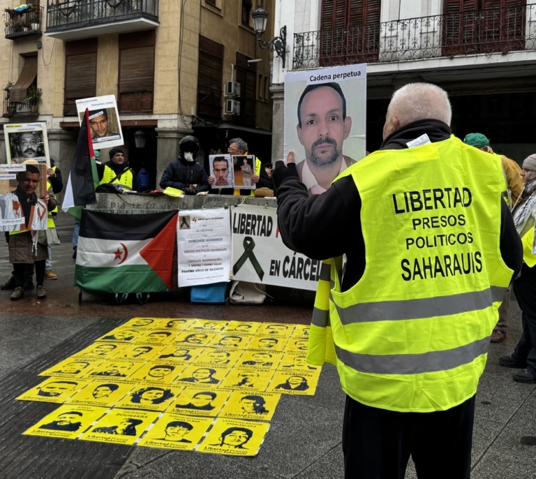 Cuatro años sonrojando a Albares por el Sáhara: “España se somete a Marruecos”
