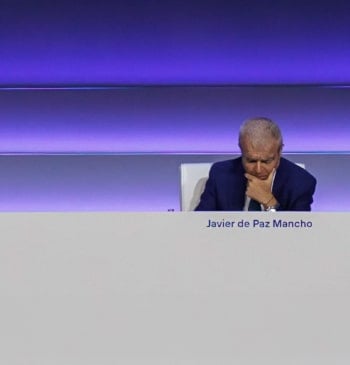 Javier de Paz deja el consejo de Telefónica tras 18 años pero [...]