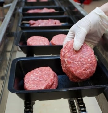 La advertencia de la OCU por la carne de las hamburguesas de [...]