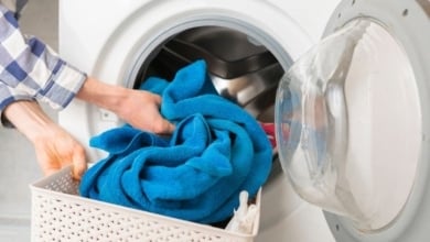 Esta es la temperatura a la que debes lavar la ropa para que quede realmente limpia