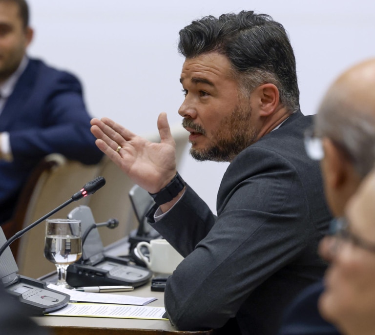 Del "miente" al "Vito Corleone": Rufián, al choque con Rajoy y a punto de obligar a suspender la sesión en el Congreso