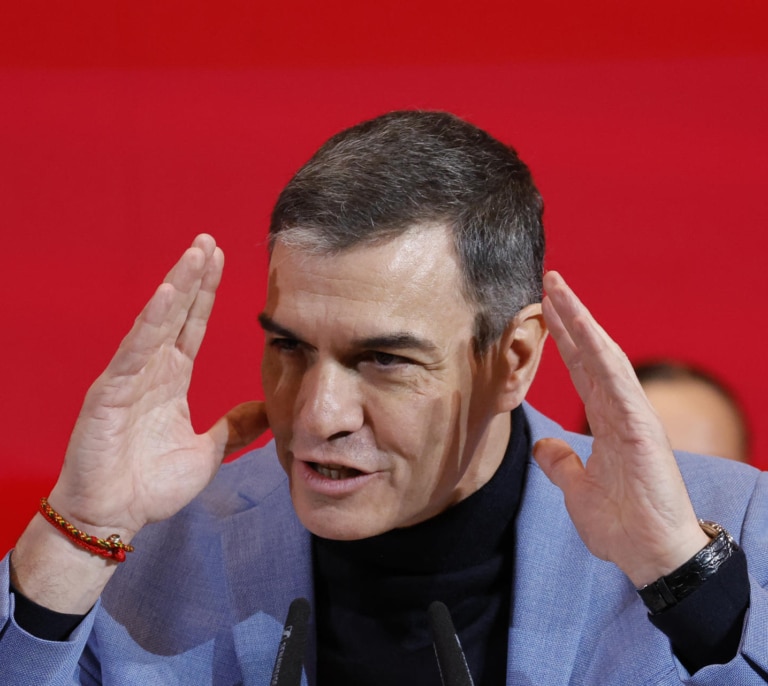Sánchez se reivindica frente a un Feijóo "sin rumbo" en pleno desafío ruso y le exige aislar a Vox por "seguridad"