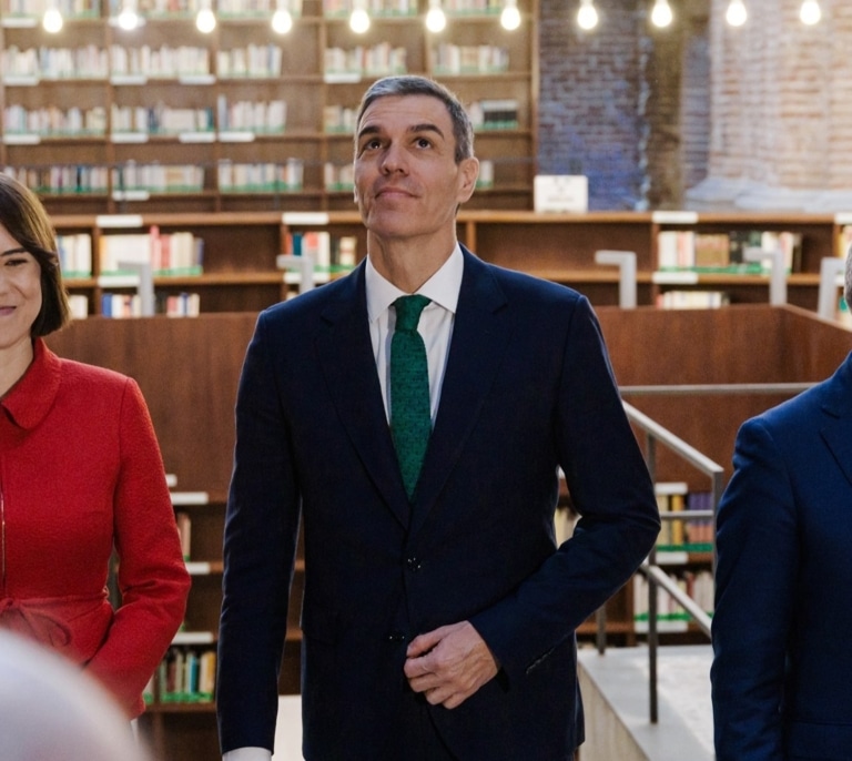La enseñanza privada se revuelve contra el "ataque injusto e injustificado" de Sánchez