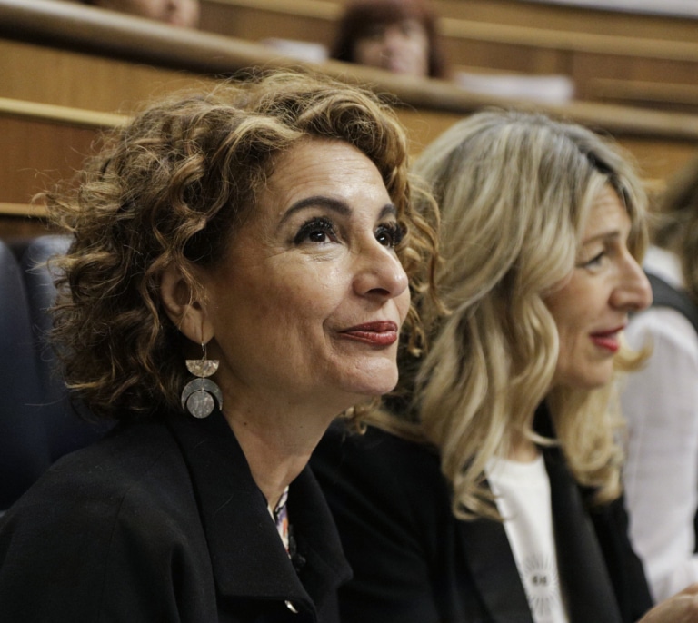 Cuenta atrás para que Hacienda vete impedir que el SMI tribute, mientras Sumar y Podemos unen sus votos al PP