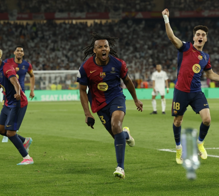 El FC Barcelona logra la Copa del Rey tras ganar (3-2) al Real Madrid en la prórroga