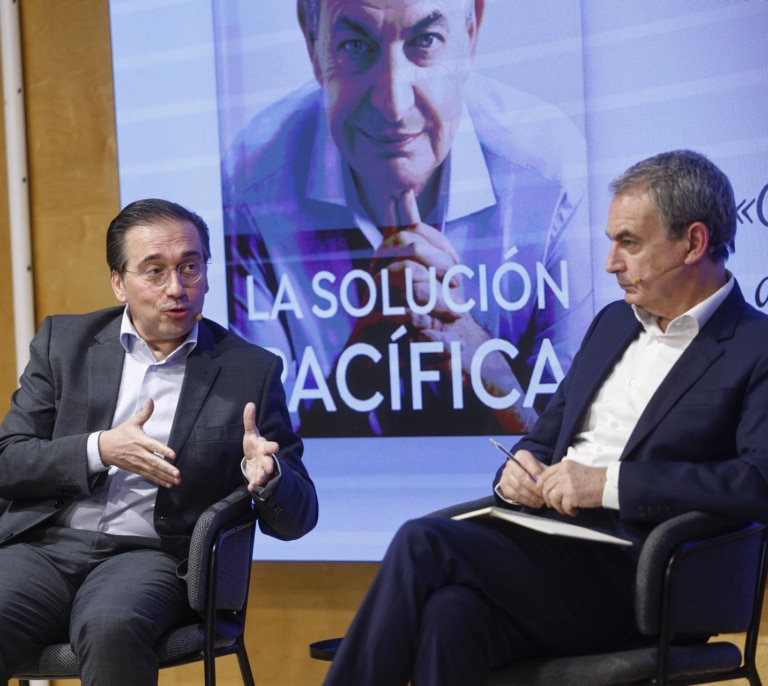 Albares admite haber sacrificado el “supuesto principio” de autodeterminación del Sáhara por la relación con Marruecos