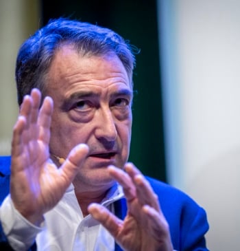 Aitor Esteban asegura si fuera Sánchez "iría pensando en cómo y cuándo [...]