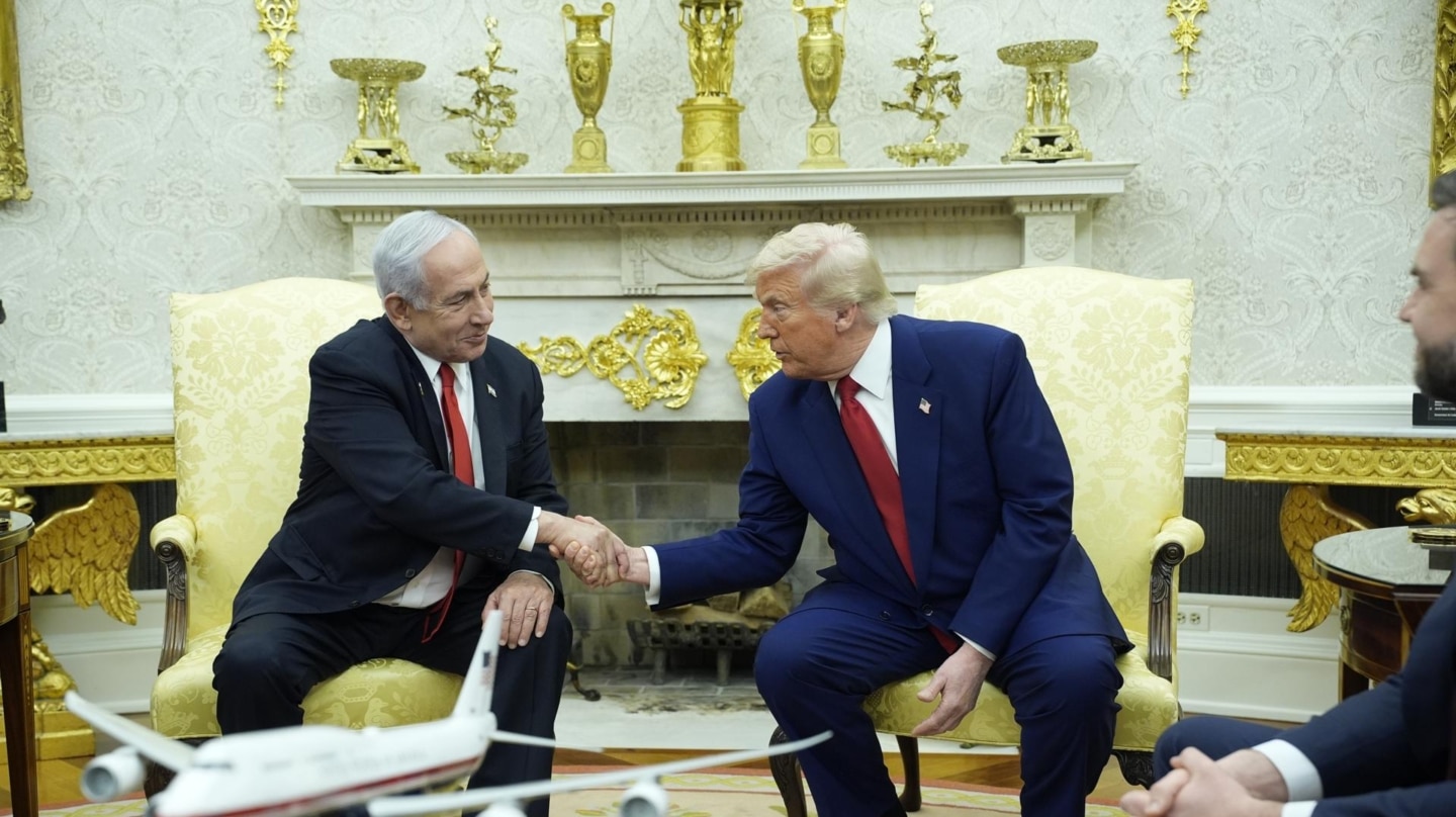 Trump se encuentra por segunda vez con Netanyahu en el Despacho Oval.