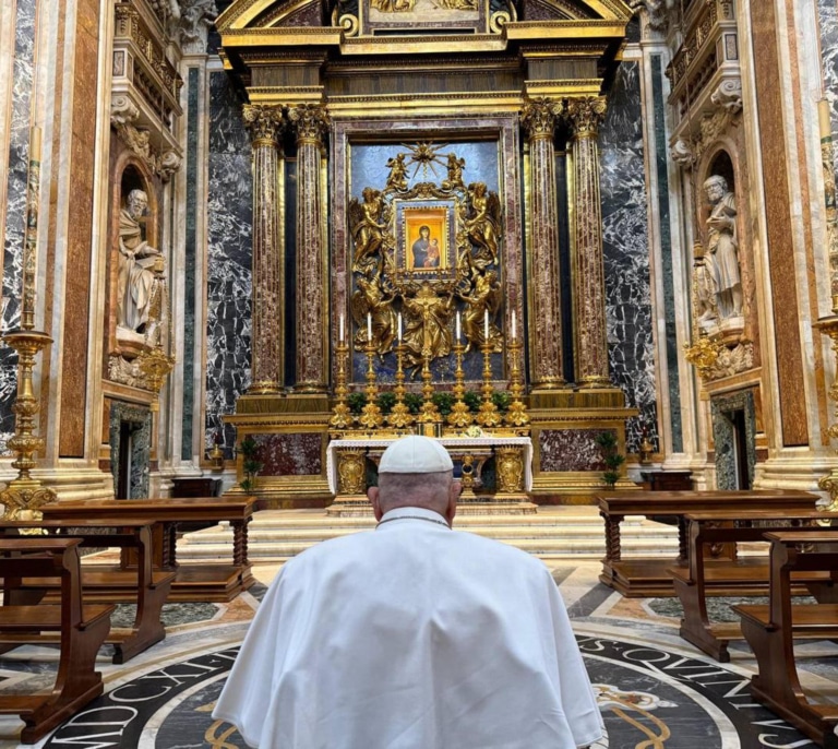 Por qué el Papa Francisco será enterrado en la Basílica de Santa María la Mayor y no en el Vaticano