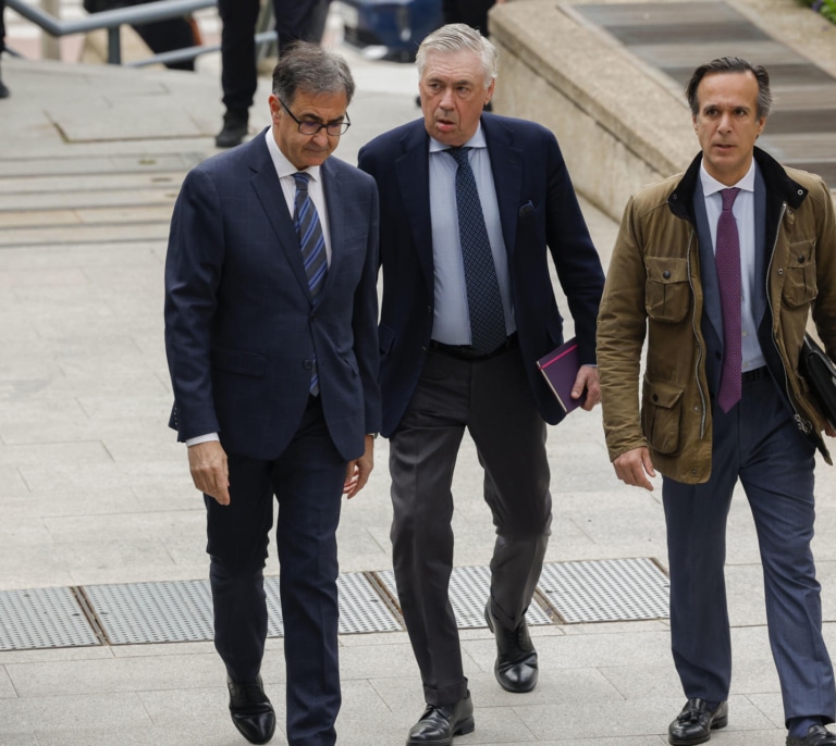 Ancelotti afirma que el Real Madrid le sugirió cobrar los derechos de imagen a través de una empresa