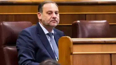 Transportes asegura que Ábalos no cobró el medio millón que pide el TS