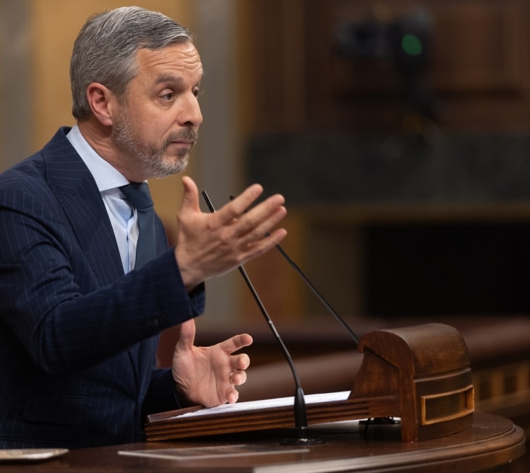 El PP advierte a Cuerpo de que no seguirá negociando la respuesta a los aranceles si "hace juegos políticos" con Junts