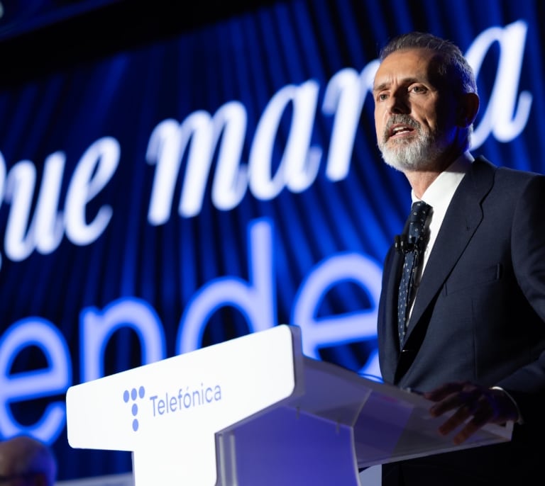 Telefónica confirma también la venta de su filial en Perú por 900.000 euros