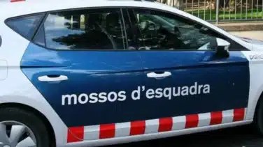 Un hombre se entrega a los Mossos con el cadáver de su mujer en el maletero de su coche