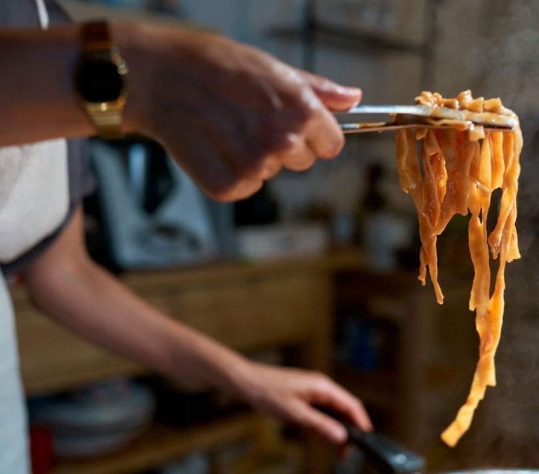 Así puedes cocinar la pasta para no engordar