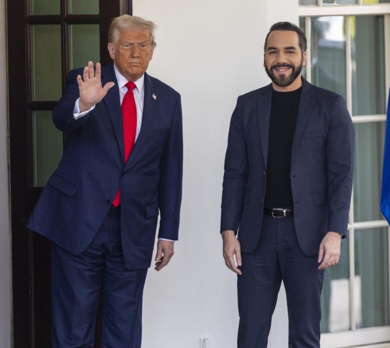 Trump dice ante Bukele que tratará de llevar a presos americanos a las cárceles de El Salvador: "Estoy totalmente a favor"