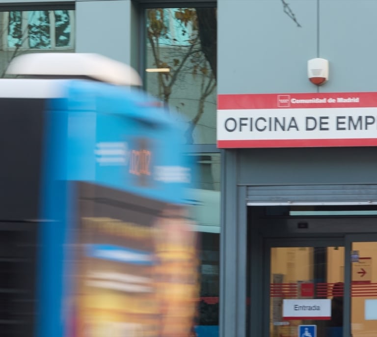 El paro sube en 193.700 personas hasta marzo, su mayor alza desde 2013