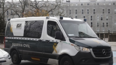 La Guardia Civil empezará a revisar si los vehículos tienen este objeto en su guantera