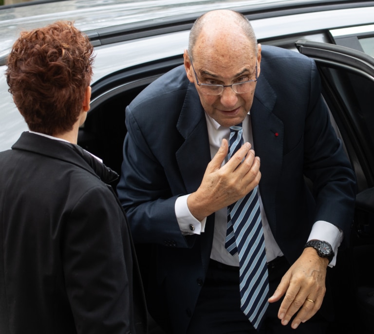 Vidal-Quadras culpa al régimen iraní del atentado que sufrió por luchar "contra la dictadura criminal"