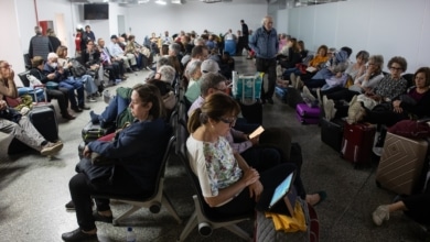 Los viajeros en tren afectados por el apagón podrán pedir la devolución o el cambio de billete