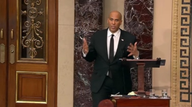 Un senador demócrata bate el récord tras pronunciar un discurso contra Trump de más de 25 horas