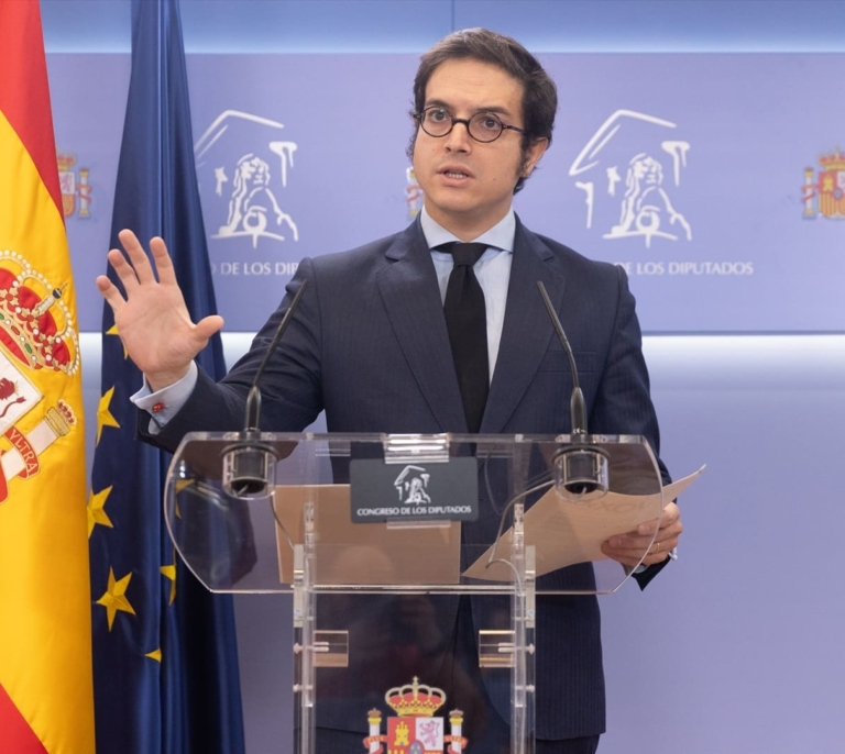 Vox culpa a Sánchez y a la UE de los aranceles de Trump y les recrimina que vayan a la ofensiva en lugar de negociar