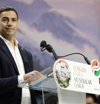 Pradales afirma en su primer Aberri Eguna que no permitirá una "Euskadi [...]