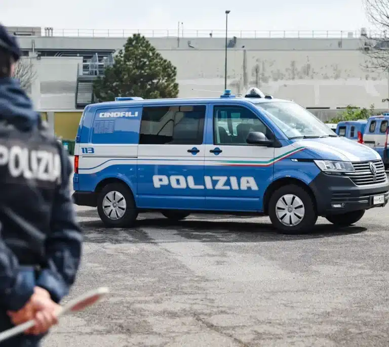 Detenido en Italia un novio que se escapó en la víspera de la boda con todos los regalos