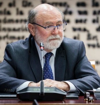 Un trabajador de Tragsatec habla de irregularidades sistemáticas: "En la entrevista juegan [...]