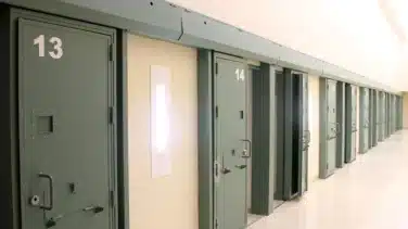 700 colchones de 'primera calidad' por 140 euros, así será el descanso de los presos en las cárceles vascas