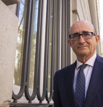 El fiscal del Supremo Viada: "García Ortiz está utilizando la institución para [...]